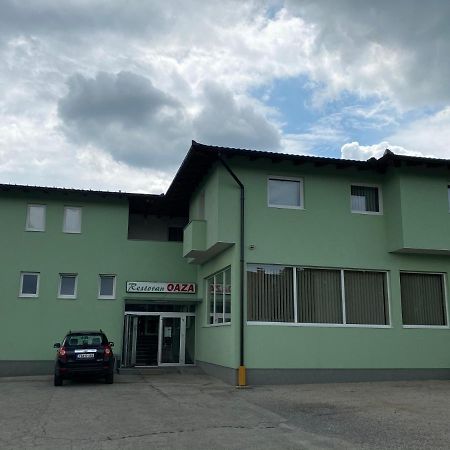 Motel Oaza Cazin Exteriér fotografie